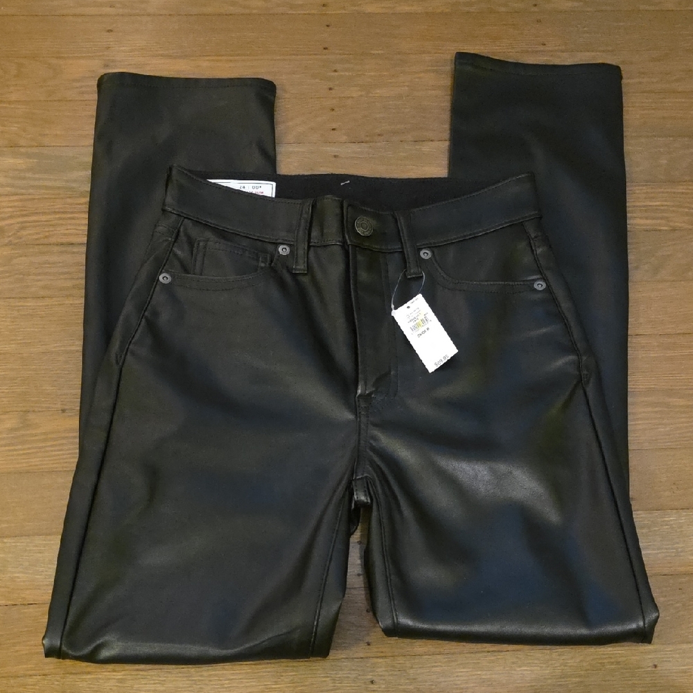 GAP Vintage Slim High Rise Pants Faux Leather - Black.  Size 24- NEW
